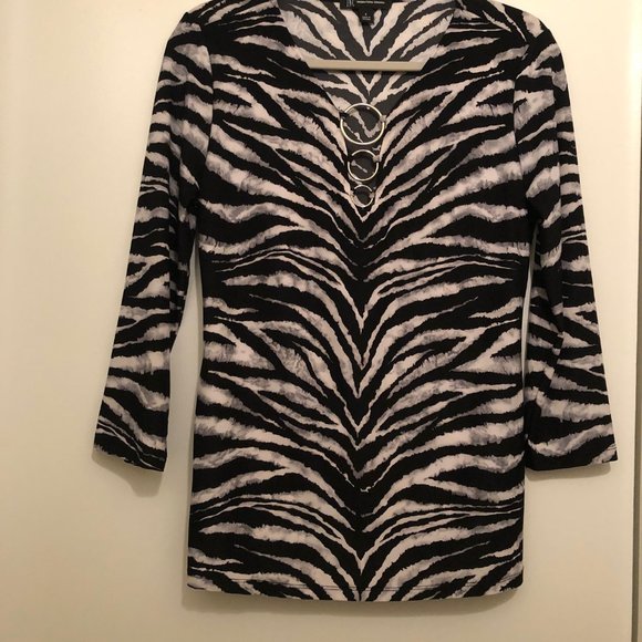 INC International Concepts Size Small Top.  Zebra pattern. - Picture 1 of 6